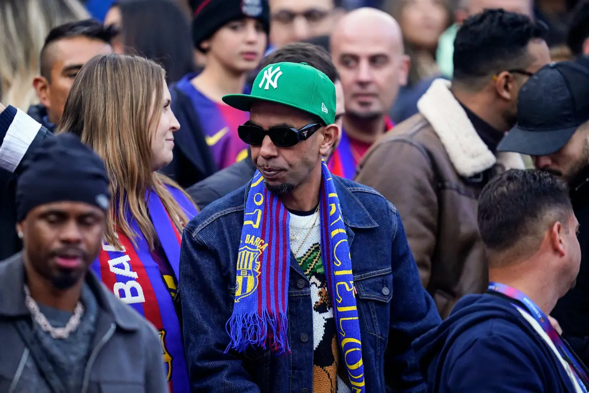 Liga : Le père d'une star exfiltré du public et jeté dehors en plein match