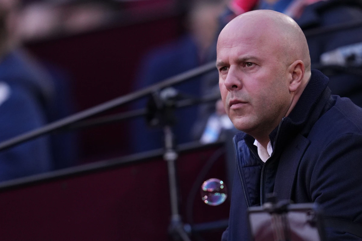 Liverpool : Le nom du remplaçant d’Arne Slot a fuité