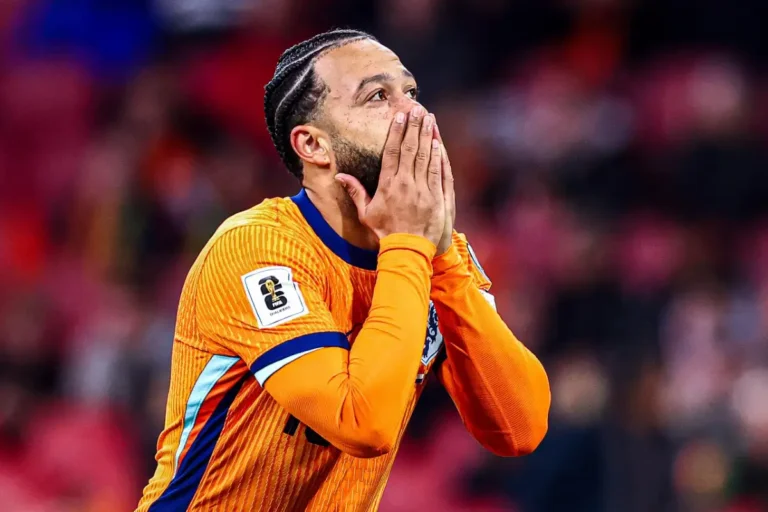 Liverpool traque le meilleur buteur de l'histoire des Pays-Bas