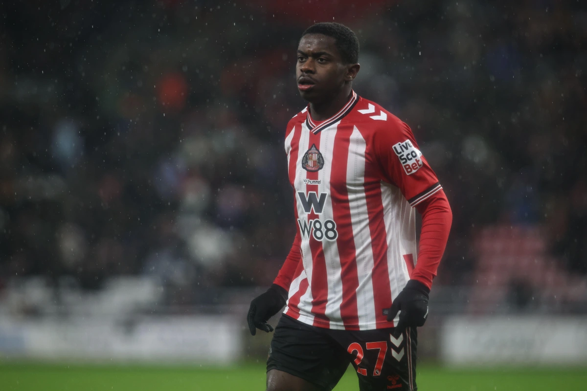 Noah Sadiki avec Sunderland