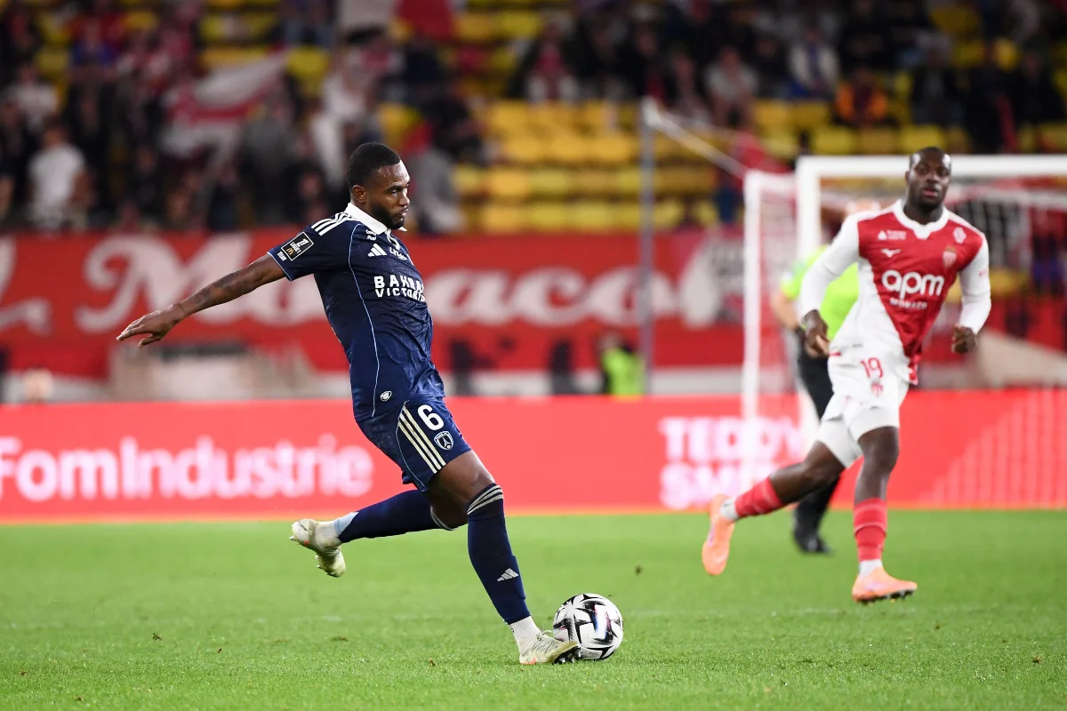 Paris FC : Otávio intéresse un club italien