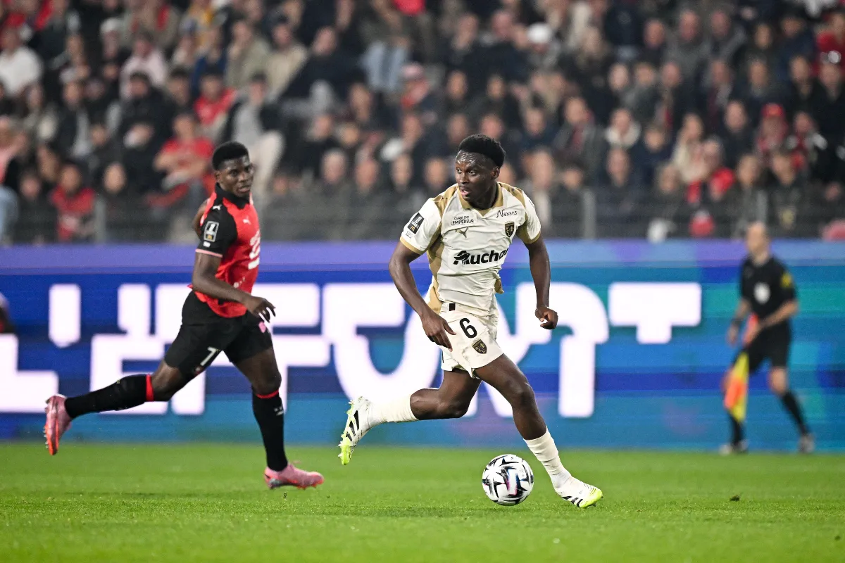 Samson Baidoo avec le RC Lens @Alamy