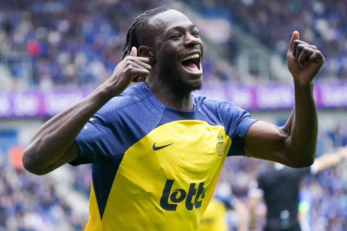 Un attaquant canadien dit non à la Premier League