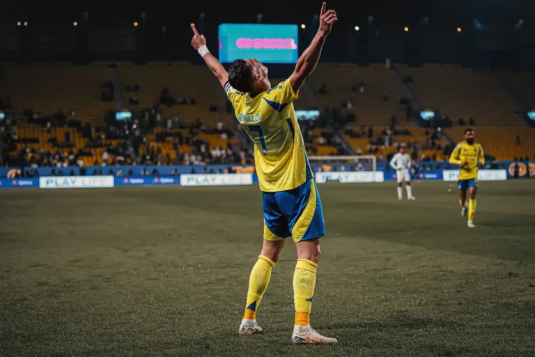 Vidéo : Le but insolite de Cristiano Ronaldo pour clore 2025