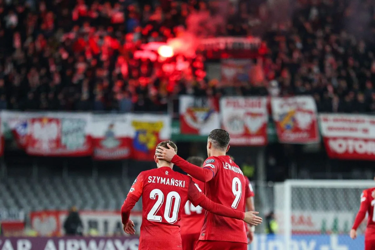 Le PSV et Lyon s’attaquent à cet international Polonais