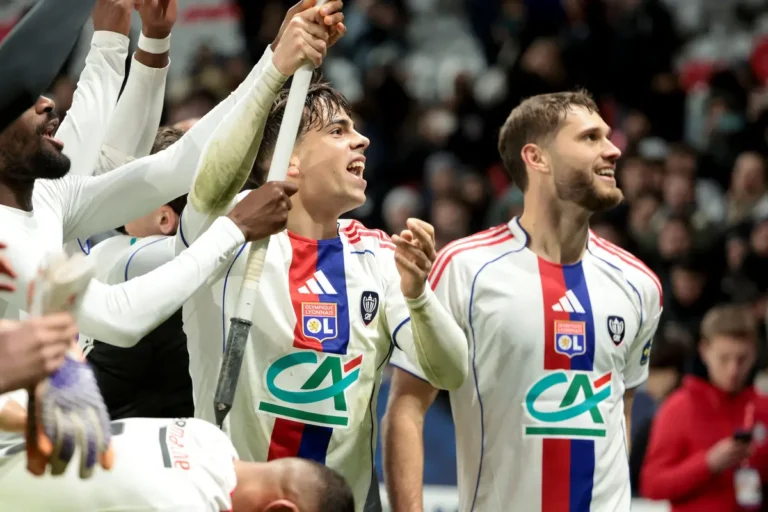 Deux jeunes joueurs de l'OL victimes de cambriolage