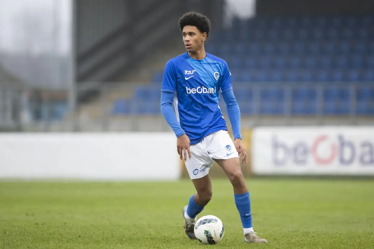 Barça : un défenseur de 18 ans arrive au Camp Nou