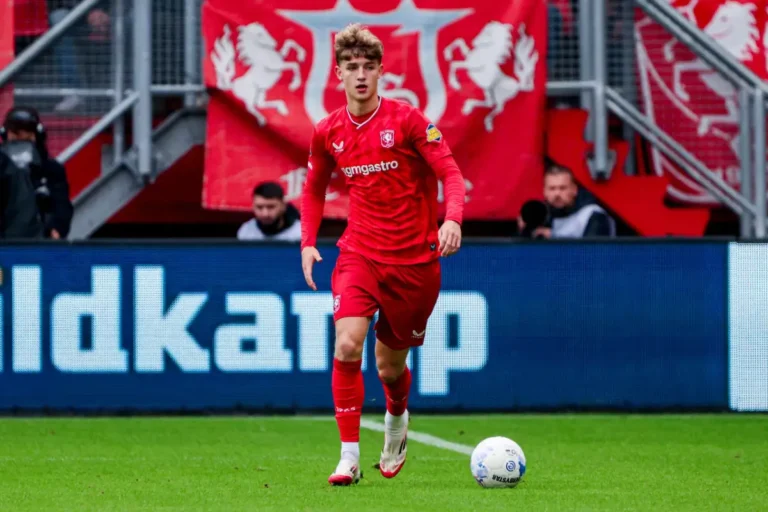 Barça : un défenseur de 18 ans en approche