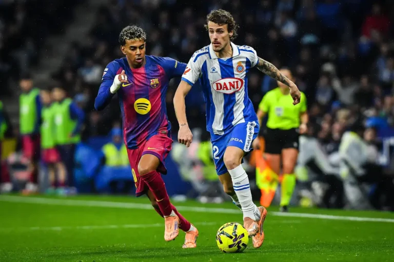 Le duel pour Carlos Romero