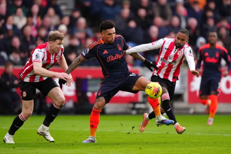 Igor Jesus avec Nottingham Forest