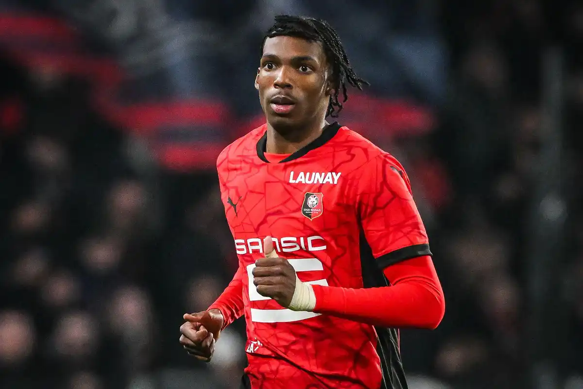 Rennes fixe un prix record pour Jérémy Jacquet