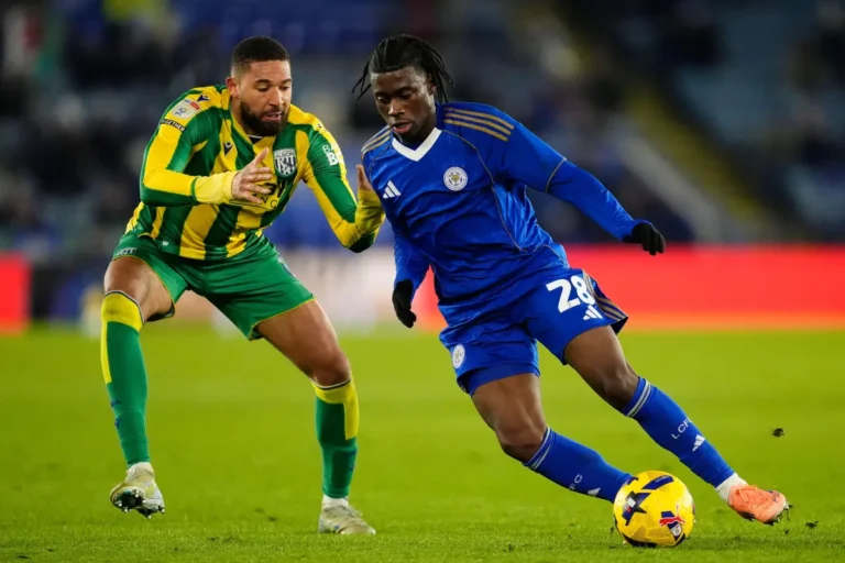 Jeremy Monga sous le maillot de Leicester City