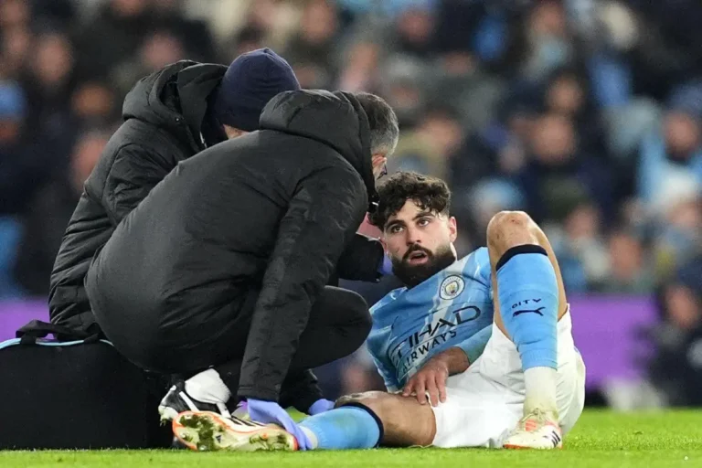 Joško Gvardiol blessé avec Manchester City ©Alamy