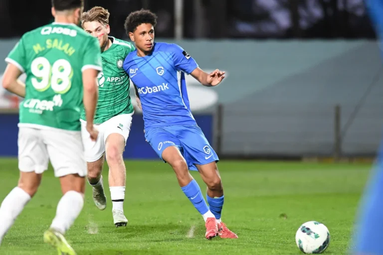 Juwensley Onstein avec le KRC Genk