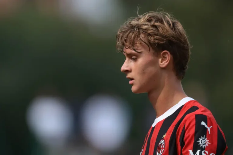 L'Ajax veut recruter le fils d'une légende du football