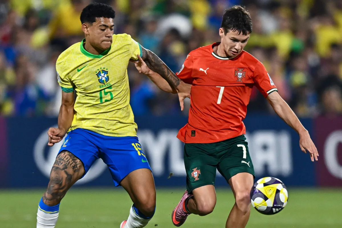 Le PSG active une piste défensive au Brésil