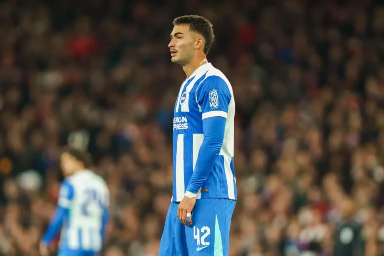 Paris : un défenseur italien annoncé de la Premier League