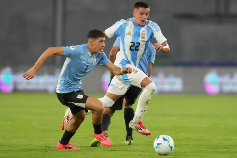 Patricio Pacífico avec les U20 de l'Uruguay