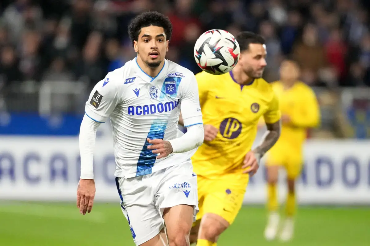 Premier League : un défenseur envoyé en deuxième division