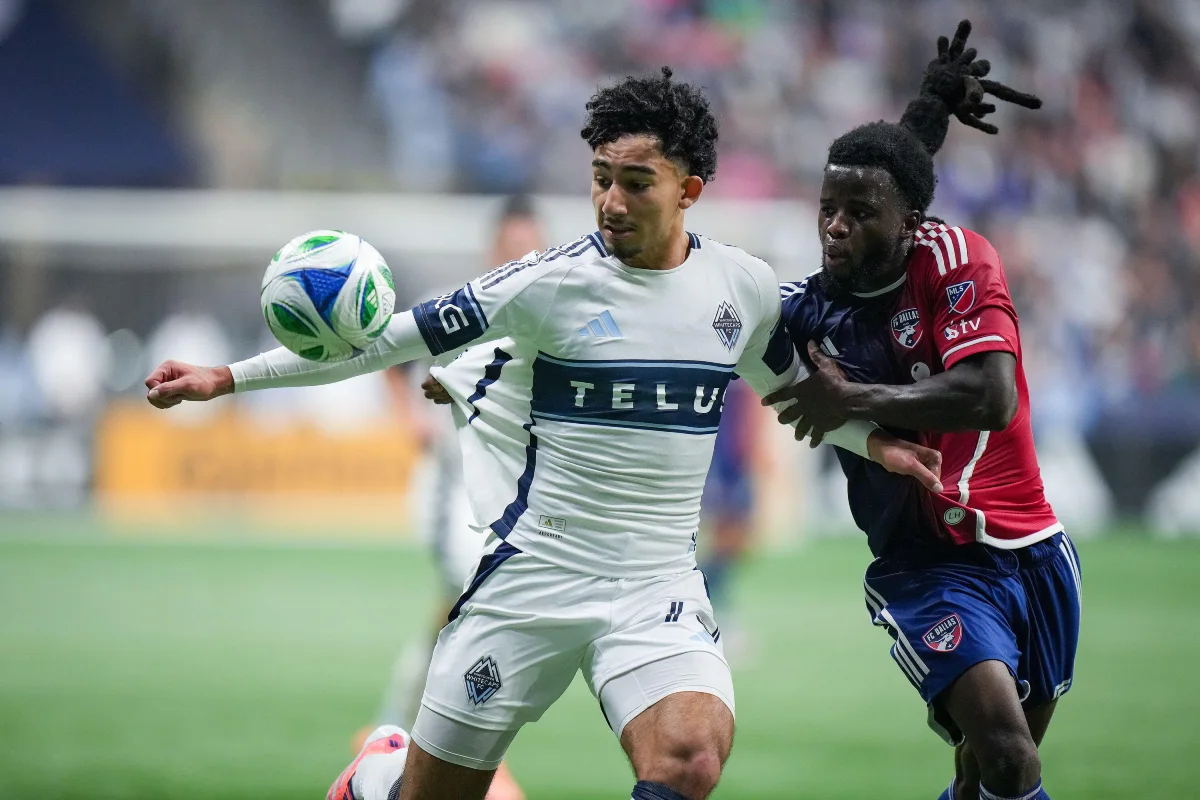 Rayan Elloumi sous le maillot de Vancouver