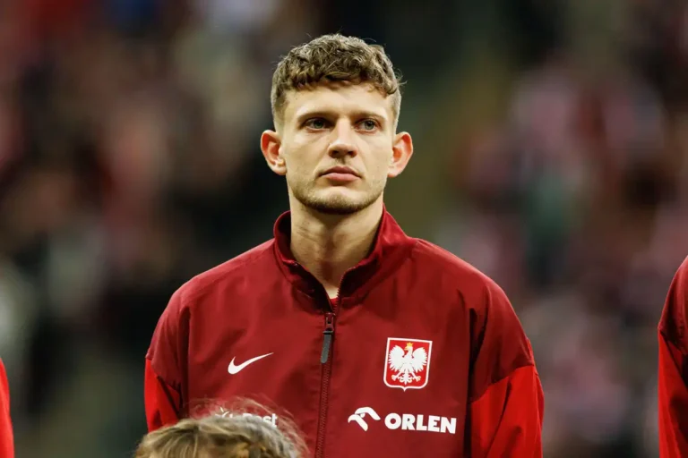 Szymanski signe à Rennes