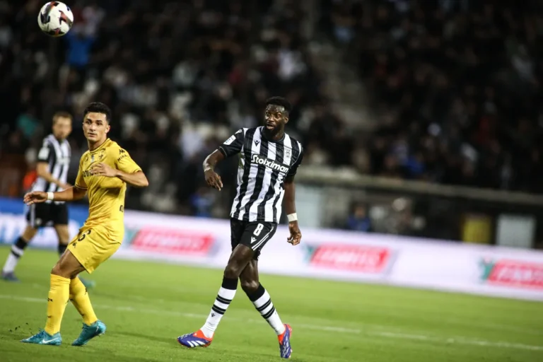 Tiémoué Bakayoko en action