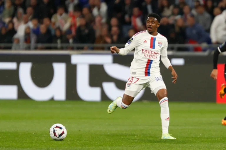 Un ancien joueur de l'OL vers une destination inespérée