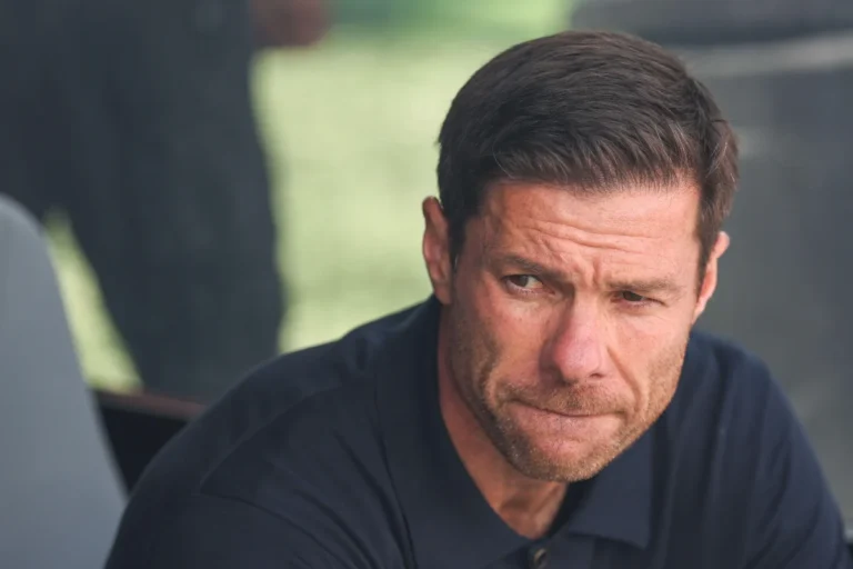 Xabi Alonso remercié