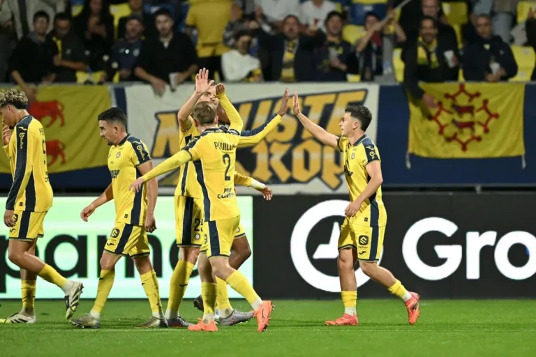 La FIFA sans pitié pour Pau FC