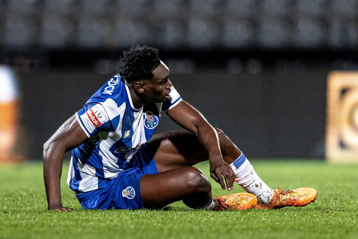 FC Porto : Fin de saison pour Samu Aghehowa