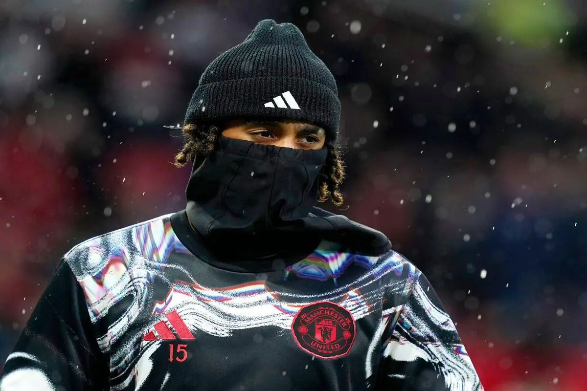 Man United : Leny Yoro dans les nasses de la justice anglaise