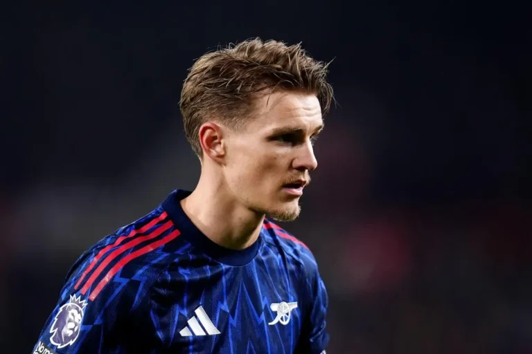 Arsenal : Martin Odegaard à la croisée des chemins
