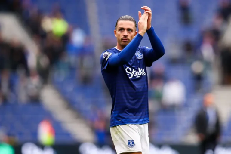 Everton : Grealish ne jouera plus cette saison