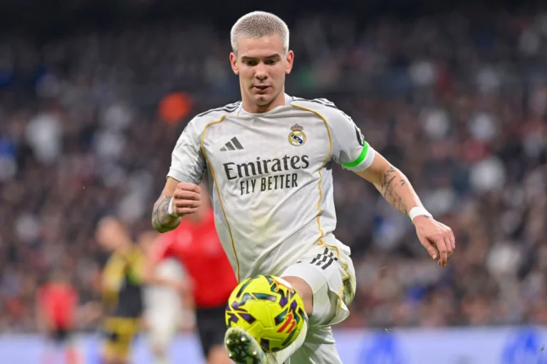 Franco Mastantuono visé par Brighton ©Alamy