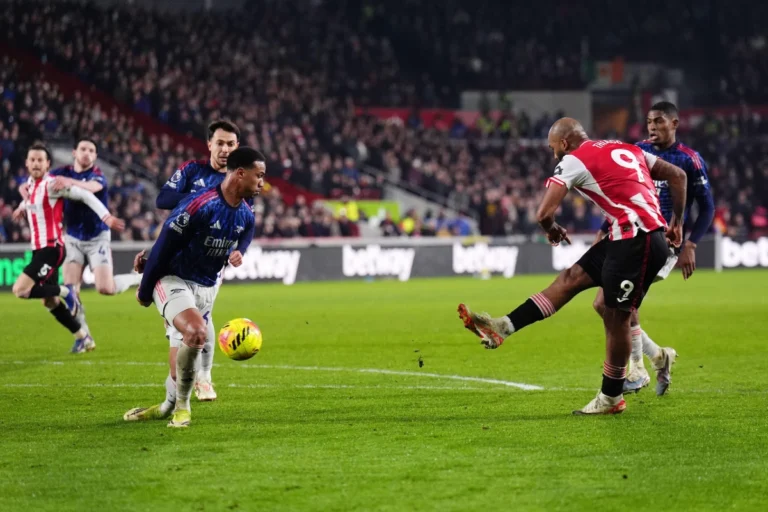 Igor Thiago ciblé par Manchester United ©Alamy