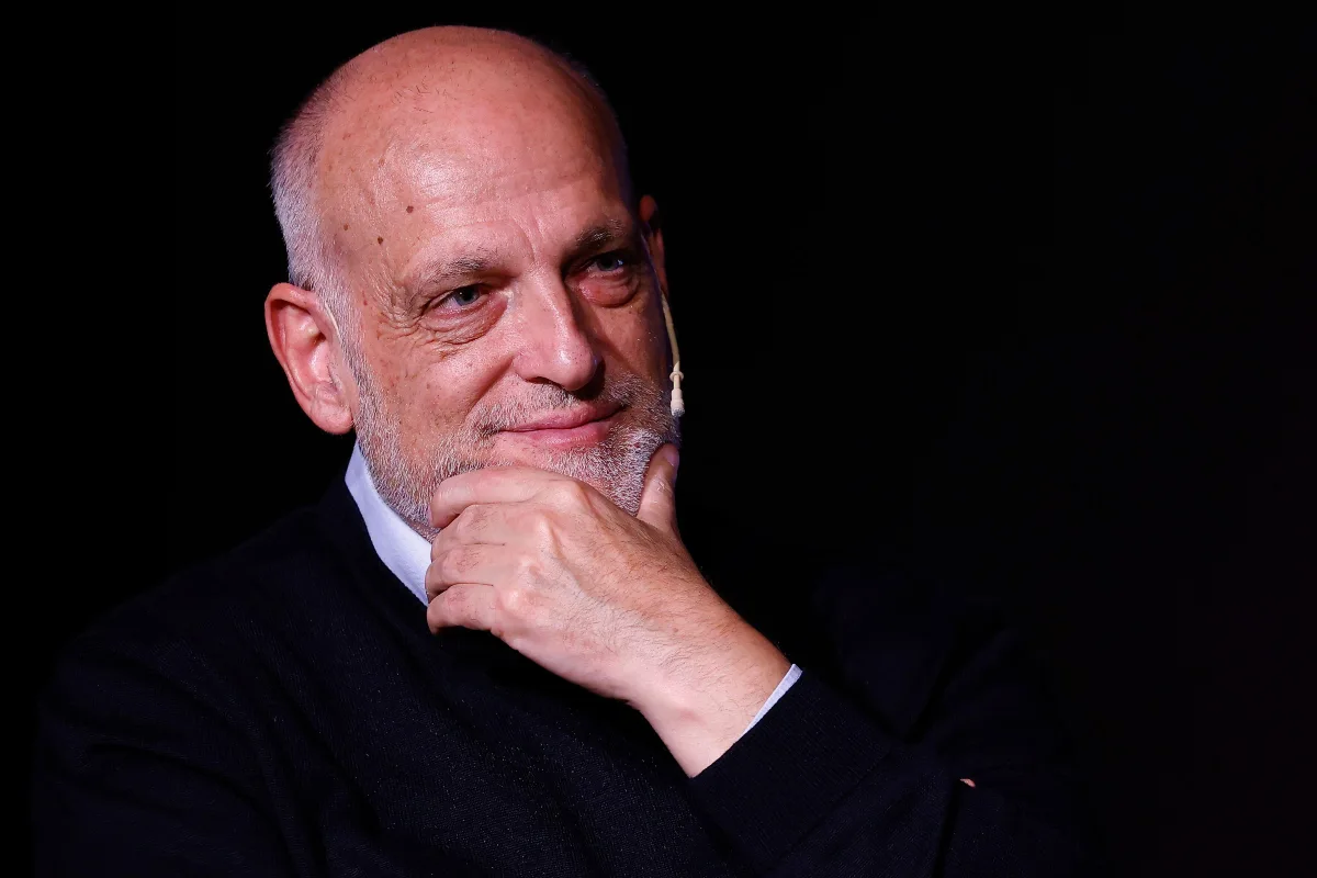 Tebas lance un avertissement