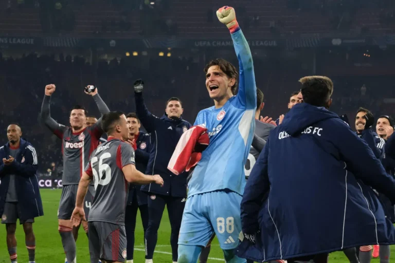 Konstantinos Tzolakis avec l'Olympiakos