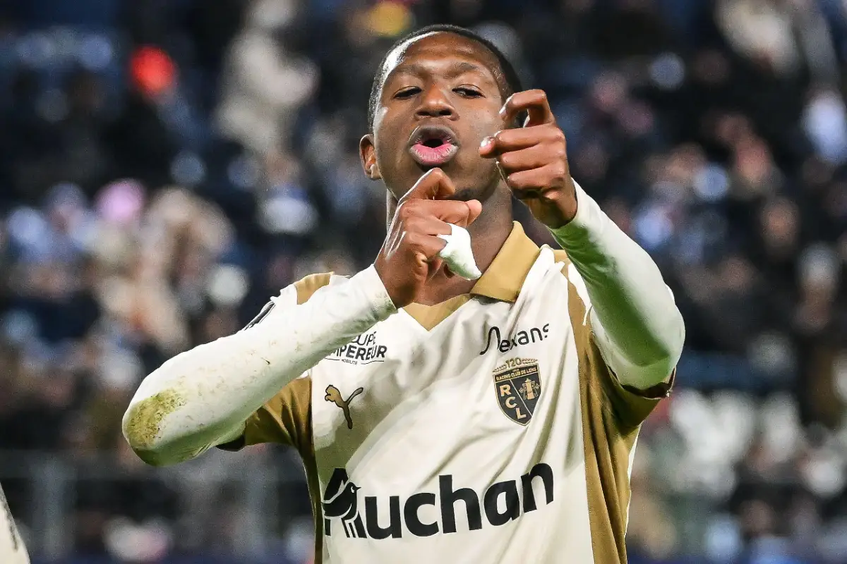 Ligue 1 : Lens fait d&rsquo;une pierre deux coups au sommet