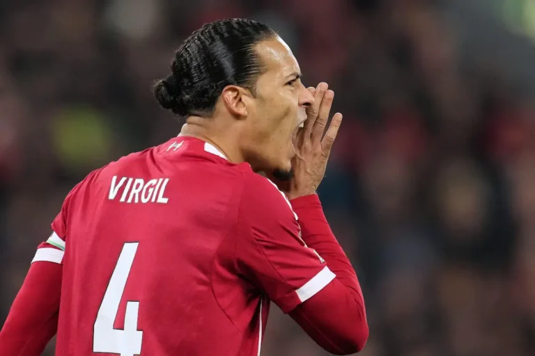 Liverpool : le capitaine dit tout sur sa retraite