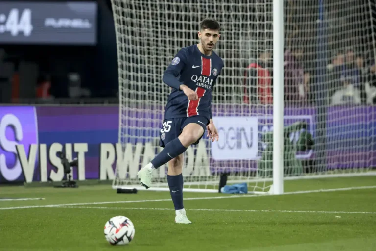 Le PSG sécurise son joyau brésilien