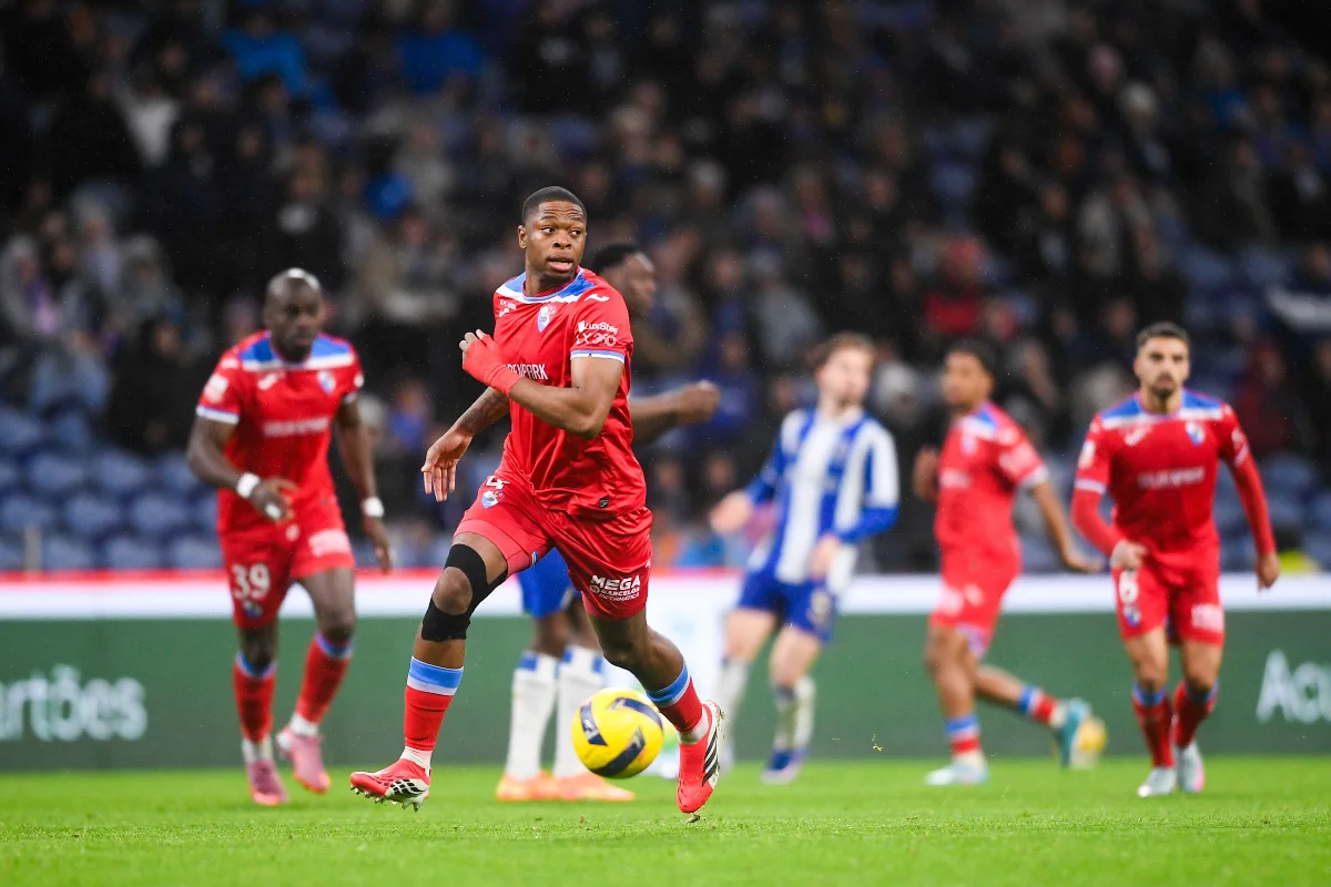 Marvin Elimbi sous le maillot de Gil Vicente