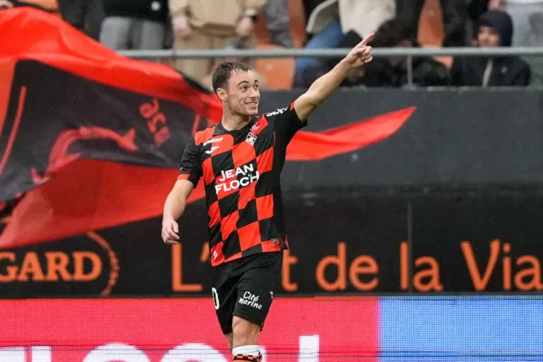 Pablo Pagis sous le maillot de Lorient
