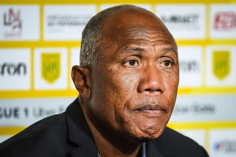 Un ancien entraîneur du PSG va débarquer au Paris FC