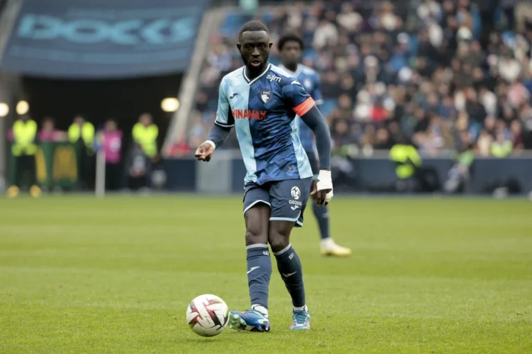 Arouna Sangante sous le maillot du Havre @Alamy