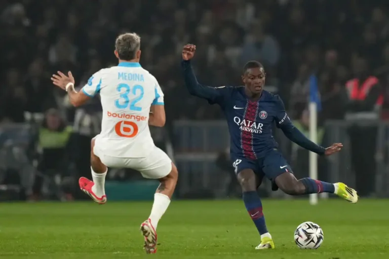 Facundo Medina visé par Palmeiras ©Alamy