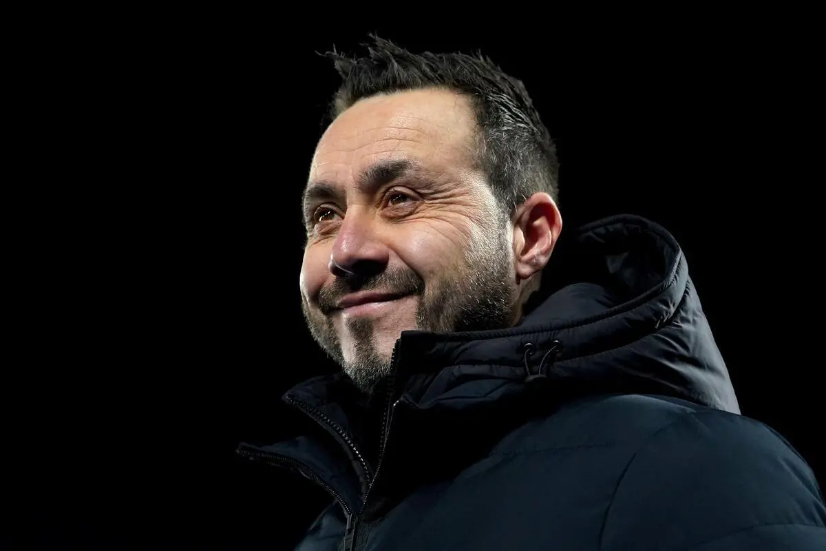 Boom ! Roberto De Zerbi retrouve un banc