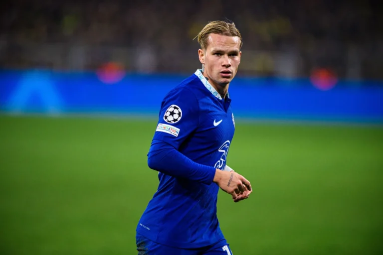 Chelsea : Cette star déchue rechausse les crampons