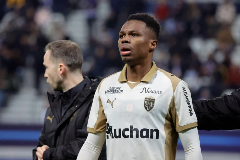 Deux titans anglais sur une révélation de Ligue 1