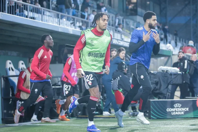 Guéla Doué sous le maillot du RC Strasbourg