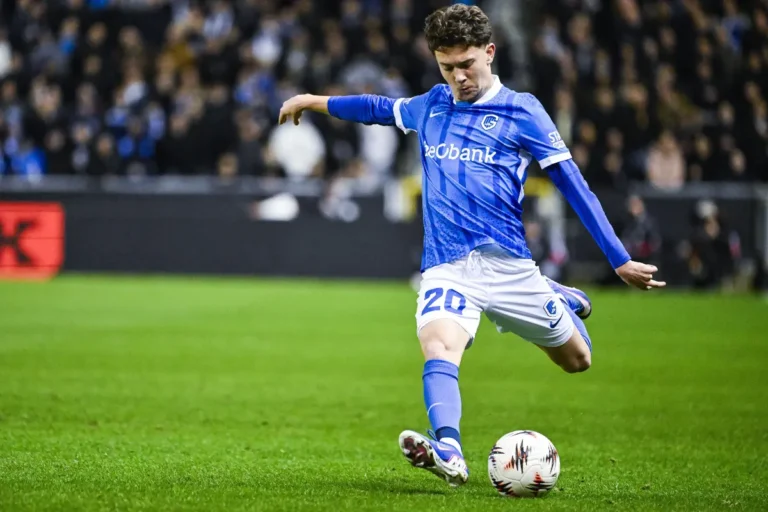 Konstantinos Karetsas sous le maillot du KRC Genk